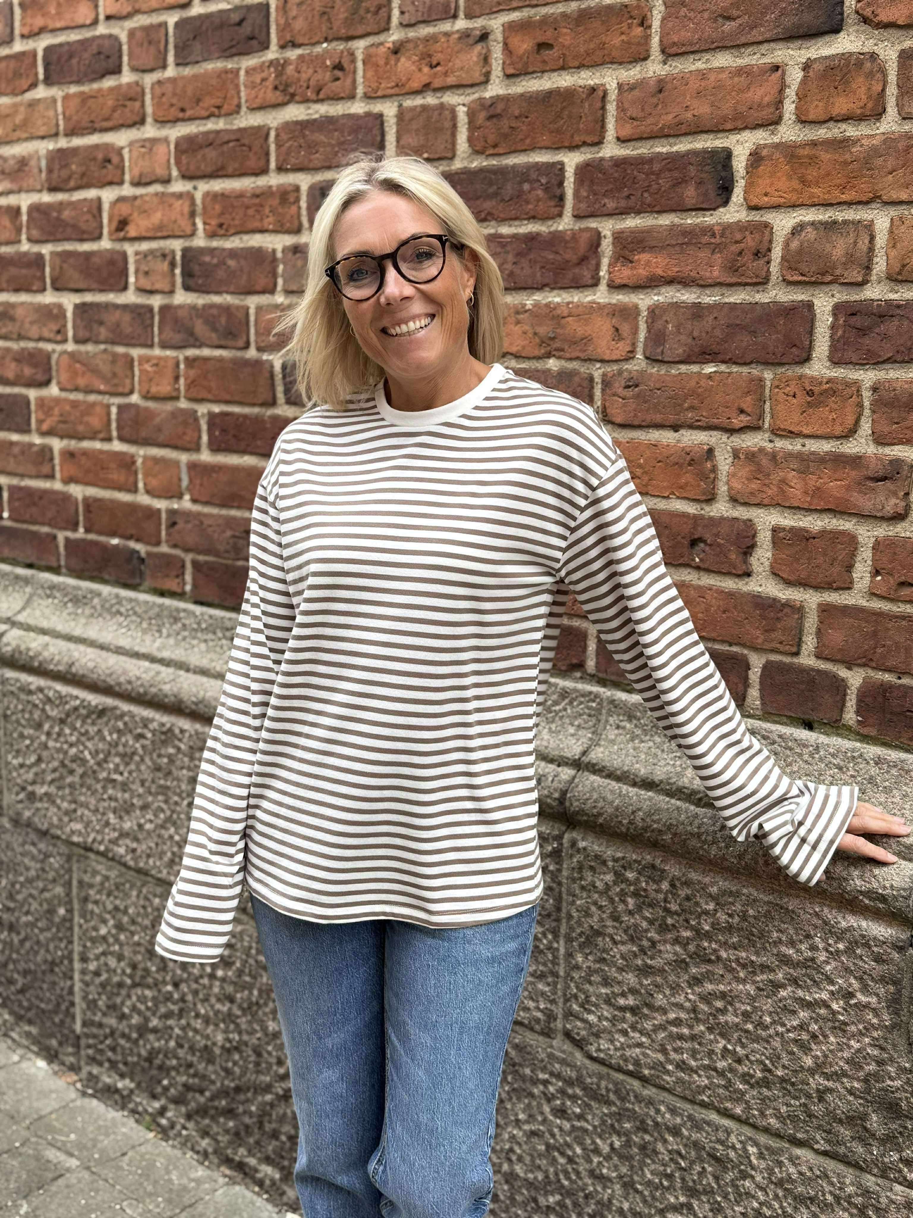 PCSADIE T-Shirt - Hvid m. brune striber